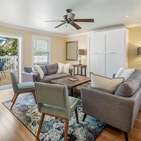 Cloud Suite On Duval Key West Exterior photo